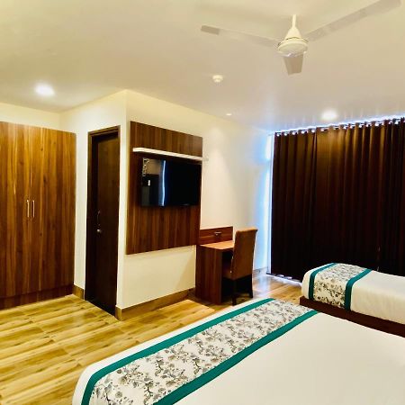 Hotel White Amritsar Exterior foto